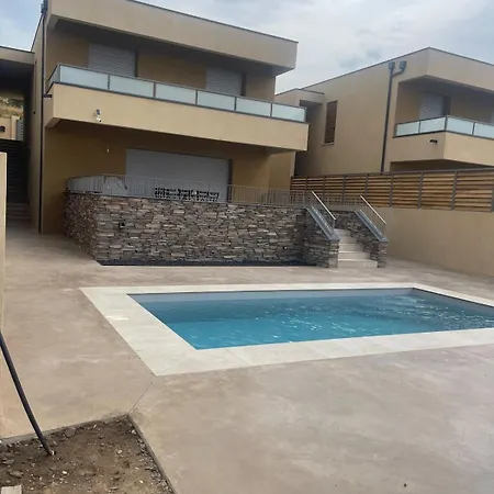 Superbe Neuve Avec Piscine -vue Mer-furiani * Furiani