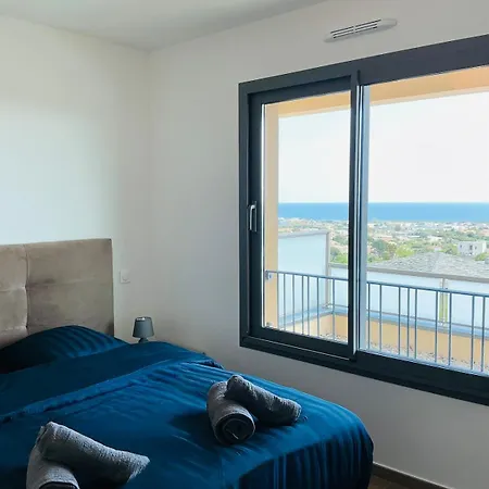 Semesterbostad Superbe Neuve Avec Piscine -vue Mer-furiani *